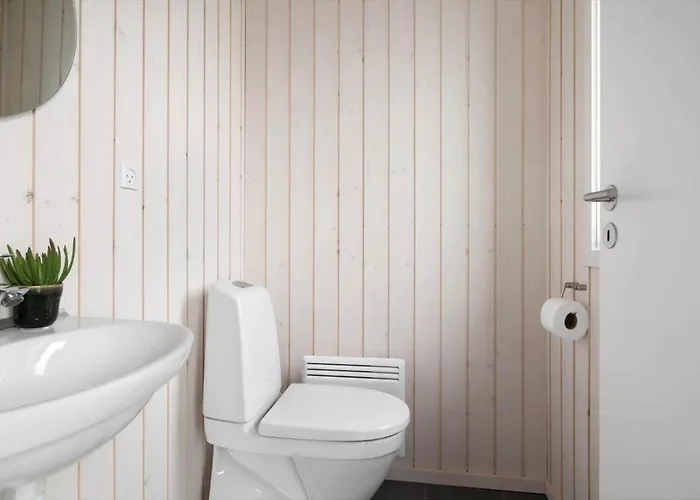 Holiday home 1604-aakirkeby-havrebakken-9