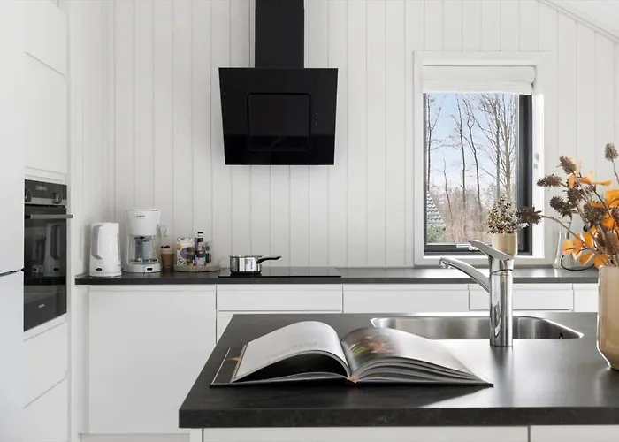 Holiday home 1604-aakirkeby-havrebakken-9 *